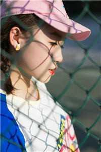 文章精选被读心后,她被迫带全家吃瓜