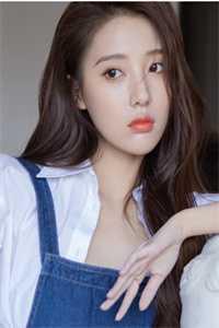 畅销书籍穿越后,她带着空间去逃荒