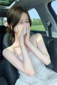 丑女翻身，废柴变大女主了