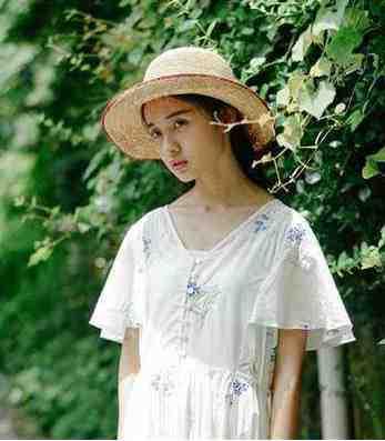 热门作品我订婚了,记者告诉我的