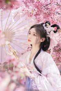 全章节病弱炮灰？不！她才是大BOSS