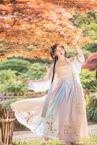 我，冷宫宫女，靠金手指赢麻了精选篇章